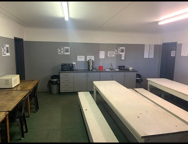 4,082M² WAREHOUSE FOR SALE IN MEISIES HALT